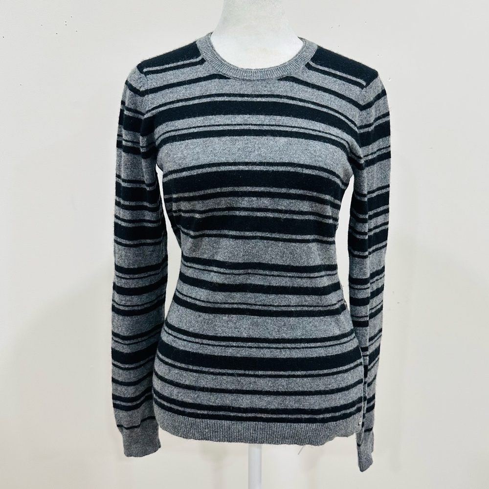 THEORY Women's 100% Cashmere Striped Side Button Sweater Size‎ M